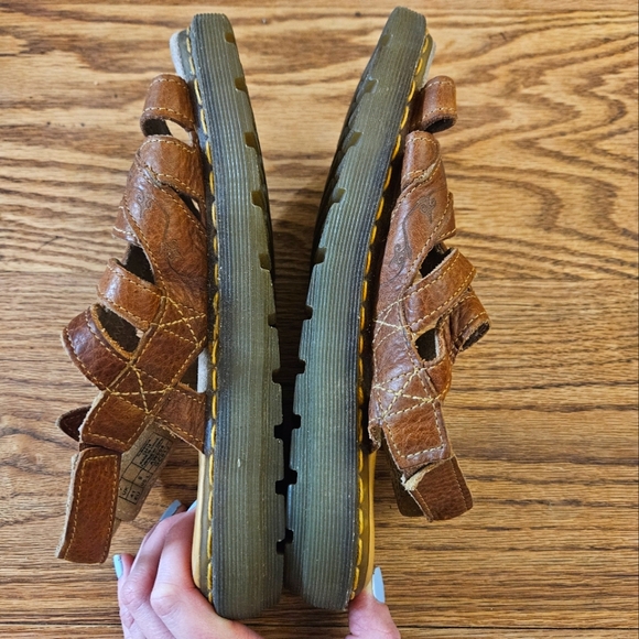 Dr. Martens Doc Sandals Womens 9.5 Brown Leather Chunky VTG 90s Platform Buckles - Picture 3 of 11
